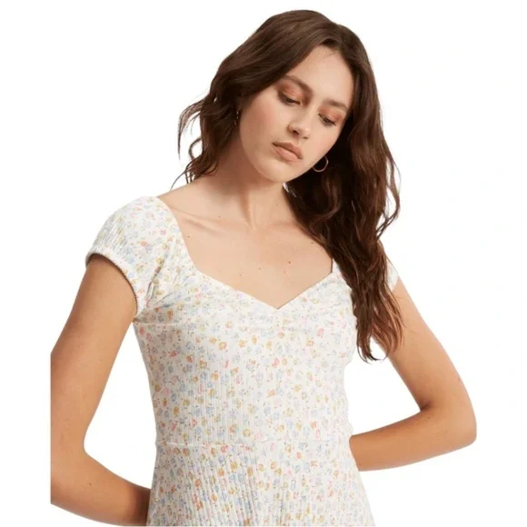 NWT, Billabong Forever Girly Fit & Flare Floral Mini Dress, Size Small - Picture 13 of 14